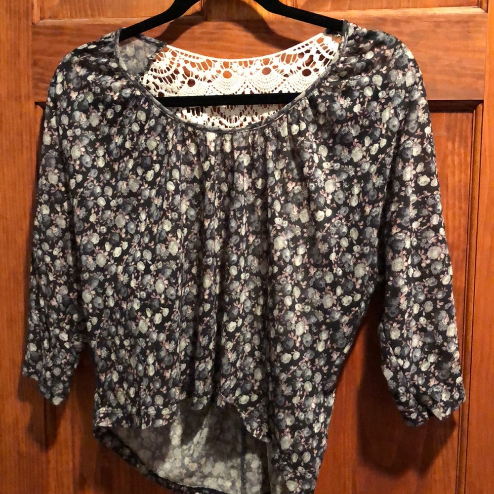 Floral top